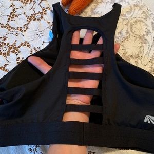 High neck sports bra top M